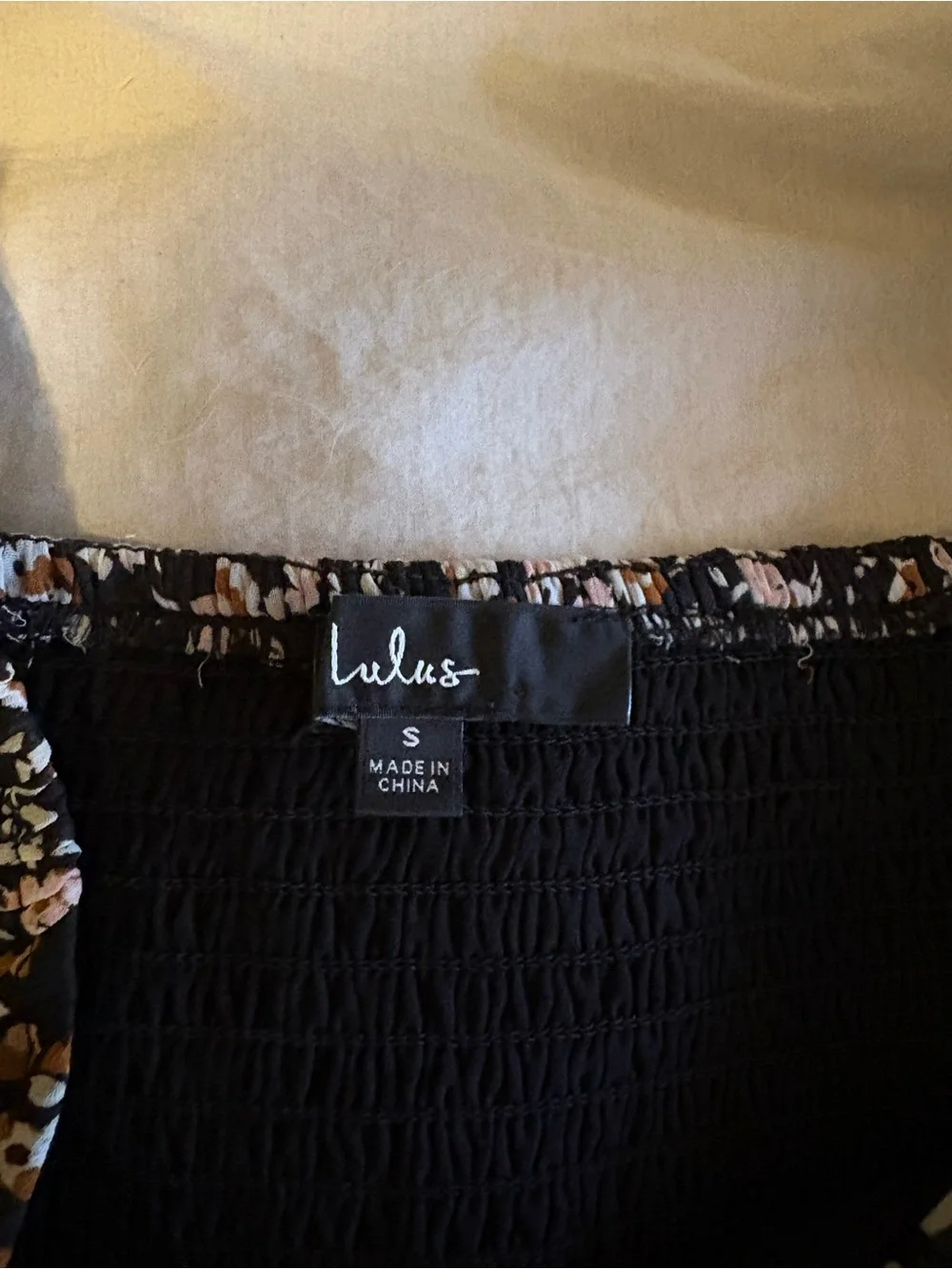Lulu's Black Floral Square-Neck Puff Sleeve Crop Top - Picture 9 of 16
